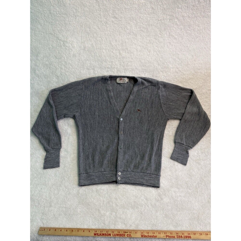 STEEPLECHASE Medium Vintage Gray Cardigan Preppy Winter Horse Racing Grandpa